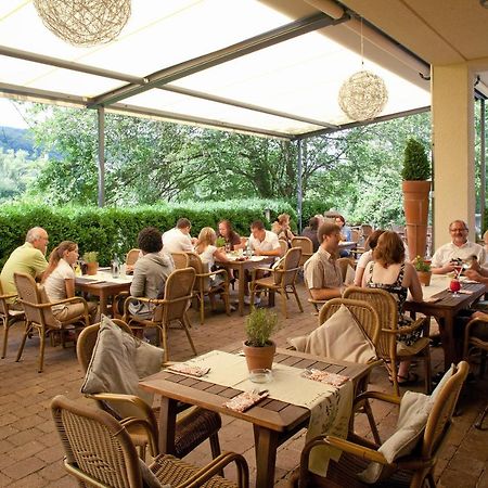 Hotel-Restaurant Haus Nicklass Ingelfingen Exterior photo